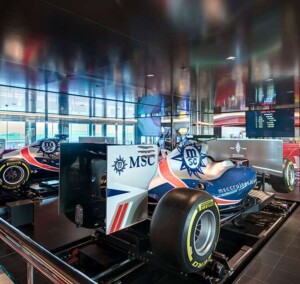 MSCベリッシマ F1シミュレーター