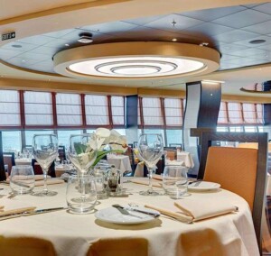 MSCベリッシマ メインレストラン