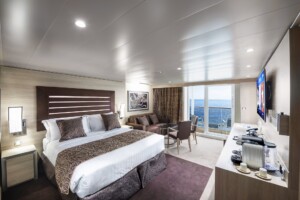MSCビルトゥオーサ MSCヨットクラブ デラックス スイート 約29㎡＋専用バルコニー約5㎡（1）